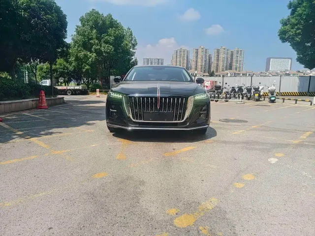 Hongqi H5 — Фото автомобиля 3