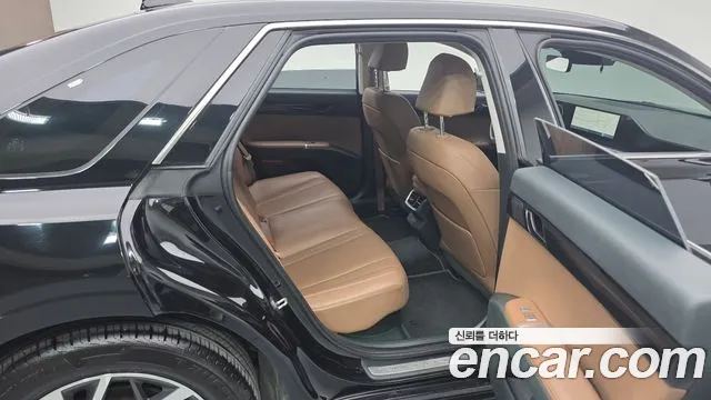 Hyundai Grandeur GN7 — Фото автомобиля 11