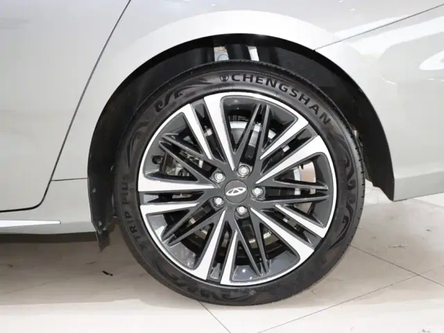 Chery Arrizo 8 — Фото автомобиля 20