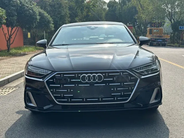 Audi A7L — Фото автомобиля 3