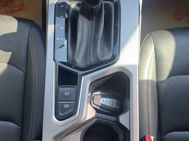 Geely Emgrand — Фото автомобиля 15