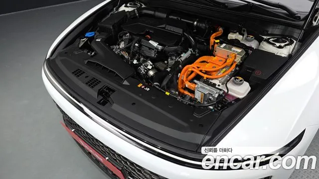Hyundai Grandeur GN7 — Фото автомобиля 9