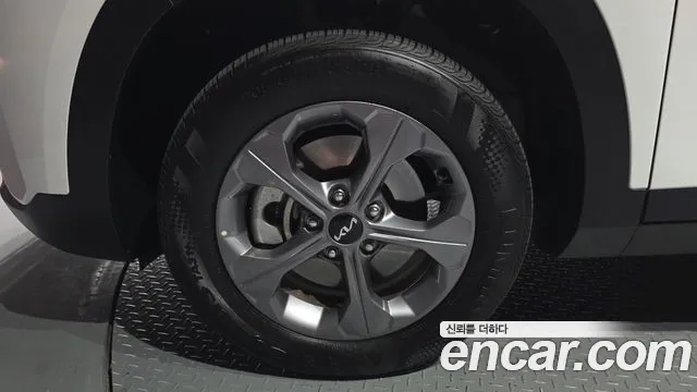 Kia Seltos — Фото автомобиля 5
