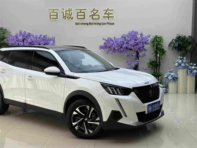 Peugeot 2008 — Фото автомобиля 5