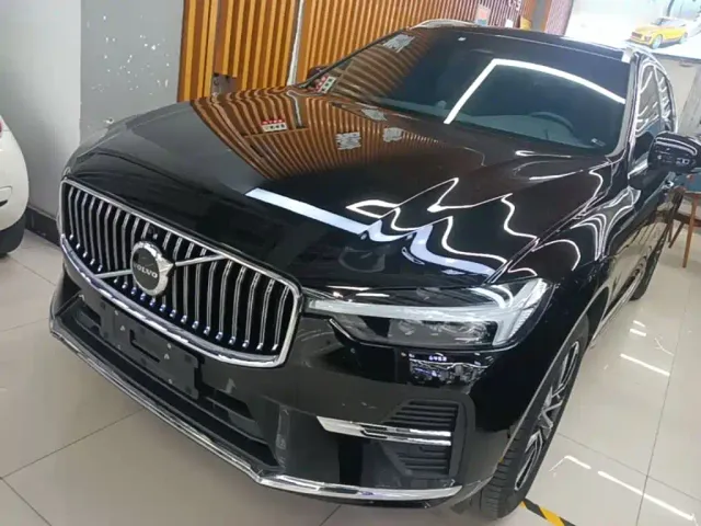 Фотография автомобиля — Volvo XC60
