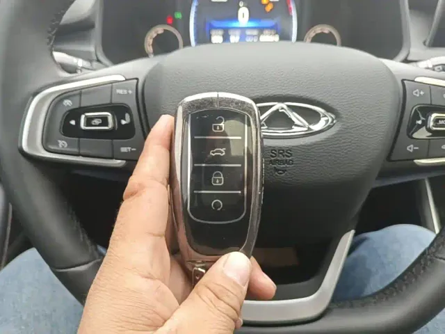 Chery Tiggo 8 — Фото автомобиля 8