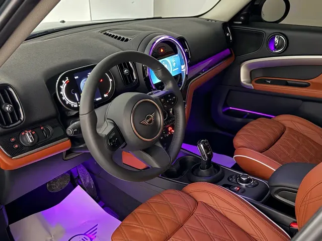 MINI Countryman — Фото автомобиля 9