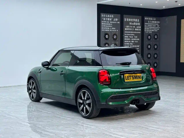 MINI Hatch — Фото автомобиля 5