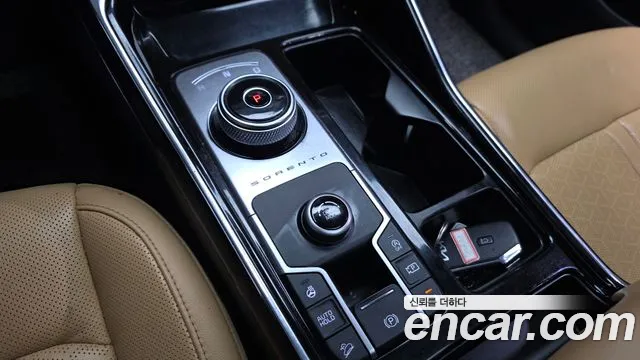 Kia Sorento Sorento 4-е поколение Бензин 2.5T 2WD — Фото автомобиля 8