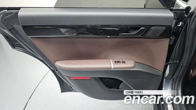 Hyundai Grandeur GN7 — Фото автомобиля 14