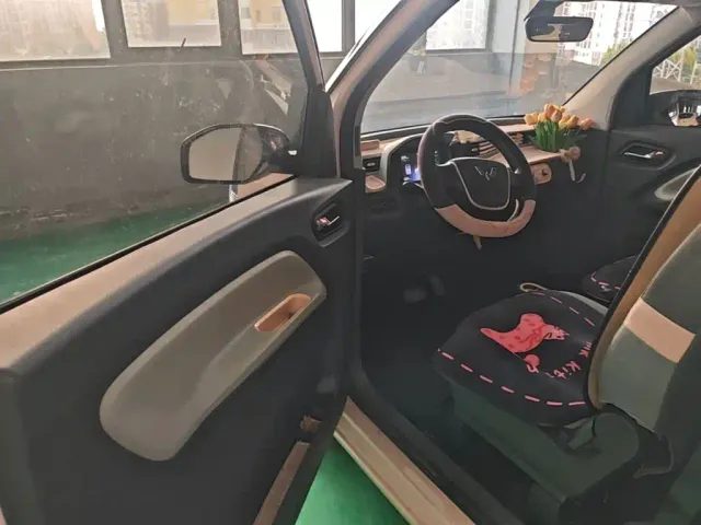 Wuling Hongguang Mini EV — Фото автомобиля 12