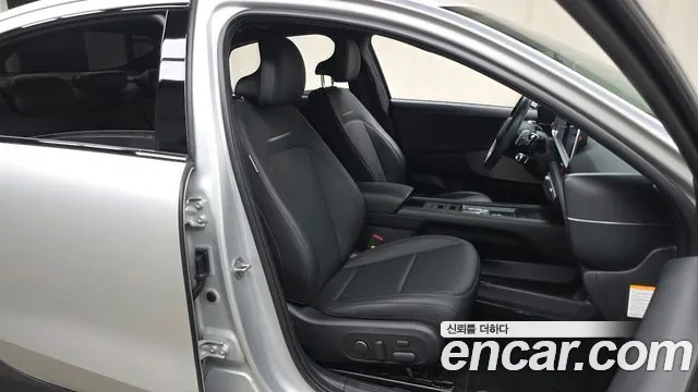 Hyundai Ioniq6 Long Range AWD — Фото автомобиля 10