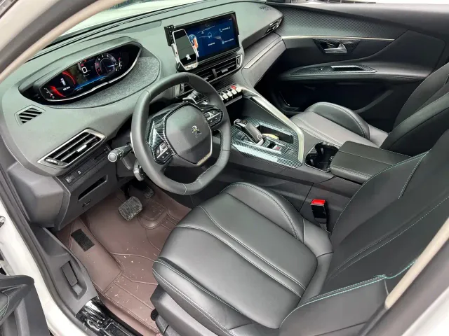 Peugeot 5008 — Фото автомобиля 7