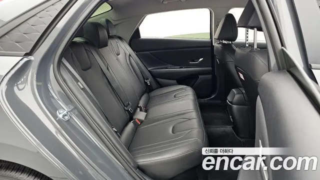 Hyundai Avante CN7 — Фото автомобиля 12