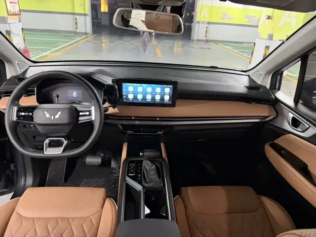 Wuling Jiachen — Фото автомобиля 13