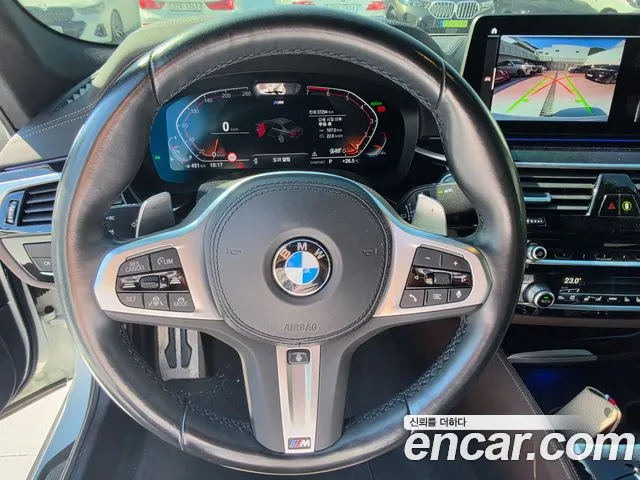 BMW 5 Series G30 — Фото автомобиля 12