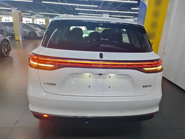 Shangjie SUV — Фото автомобиля 5
