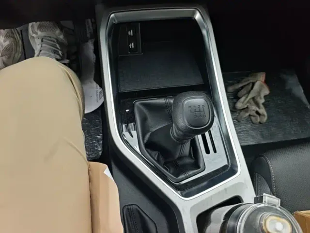 Wuling Jiachen — Фото автомобиля 13