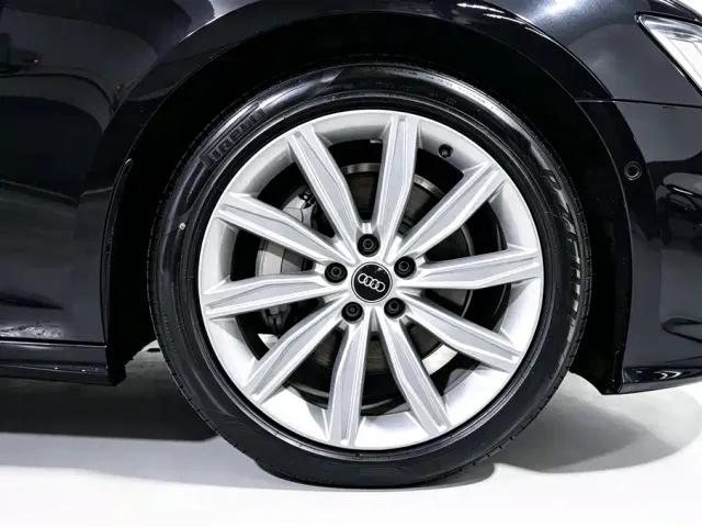Audi A6L — Фото автомобиля 20