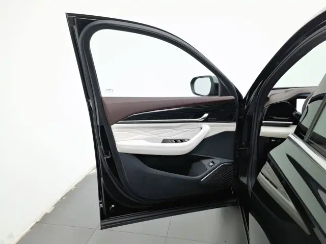Geely Xingyue L — Фото автомобиля 8