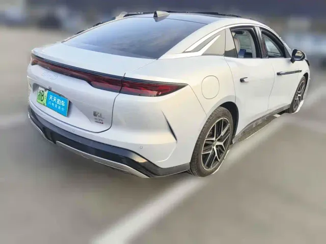 BYD Han L — Фото автомобиля 5