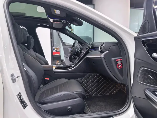 Mercedes-Benz C-Class — Фото автомобиля 6