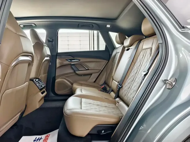 Audi Q5L — Фото автомобиля 7