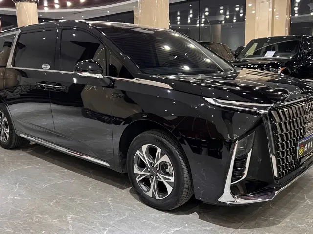 Maxus G90 — Фото автомобиля 4