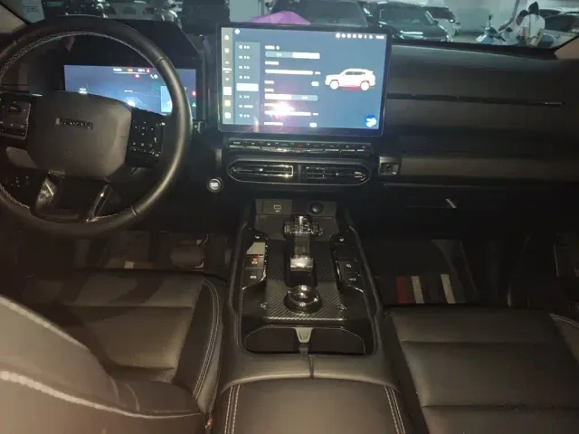 Haval Haval Second-Generation Big Dog New Energy 2023 DHT-PHEV 105km Trendy Electric Edition Plus — Фото автомобиля 3