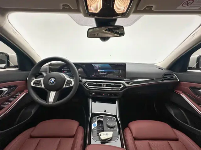 BMW i3 — Фото автомобиля 14