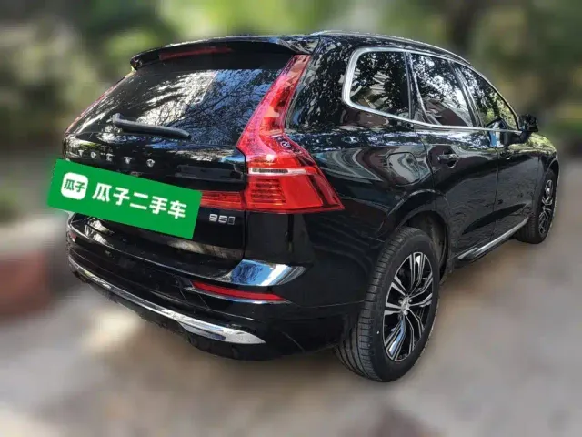 Volvo XC60 — Фото автомобиля 4