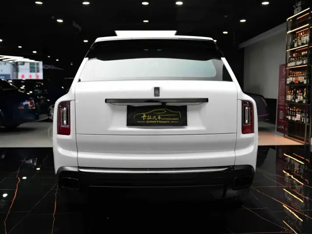Rolls-Royce Cullinan — Фото автомобиля 16