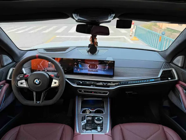 BMW X5 — Фото автомобиля 11