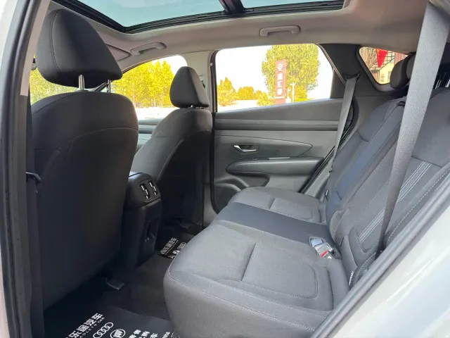 Hyundai Tucson — Фото автомобиля 8