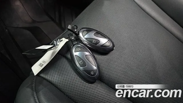 Hyundai Grandeur GN7 — Фото автомобиля 27