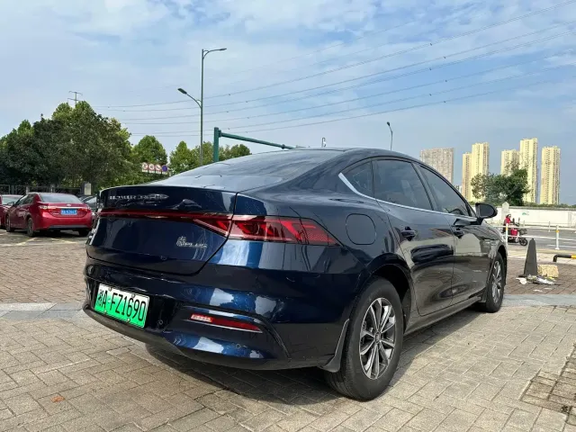 BYD Qin PLUS — Фото автомобиля 7