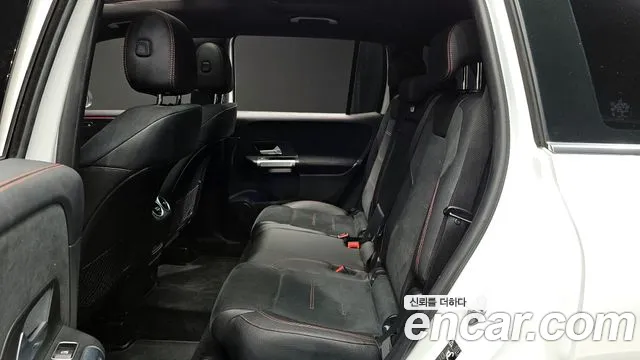 Mercedes-Benz GLB-Class — Фото автомобиля 12