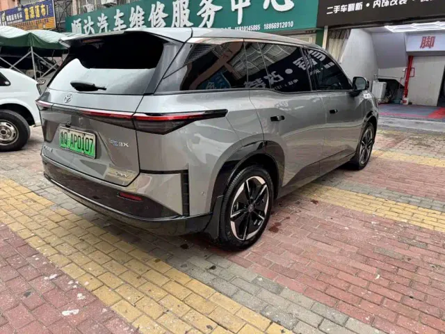 Toyota BoZhi 3X — Фото автомобиля 5