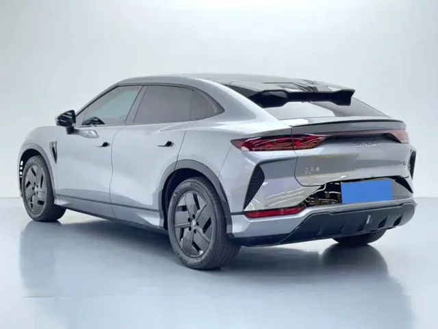 BYD Song L EV — Фото автомобиля 6