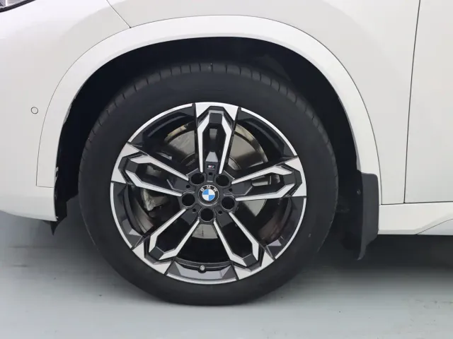 BMW X1 — Фото автомобиля 4