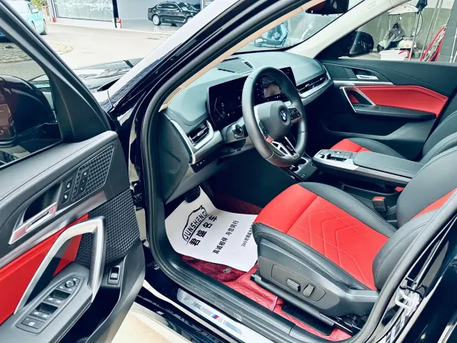 BMW X1 — Фото автомобиля 4