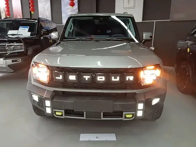 Jetour T2 — Фото автомобиля 2