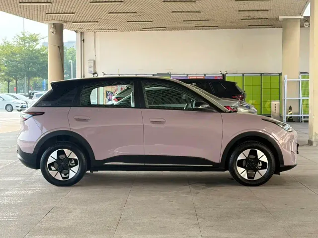 Geely Starry Wish — Фото автомобиля 4