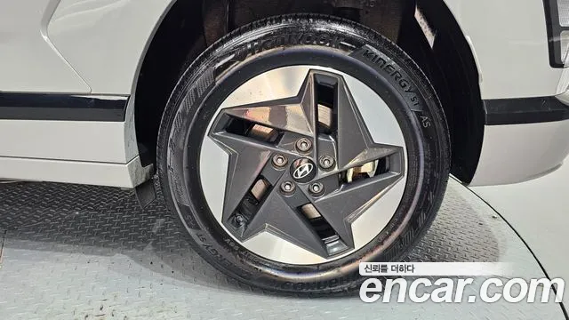 Hyundai Kona SX2 — Фото автомобиля 5