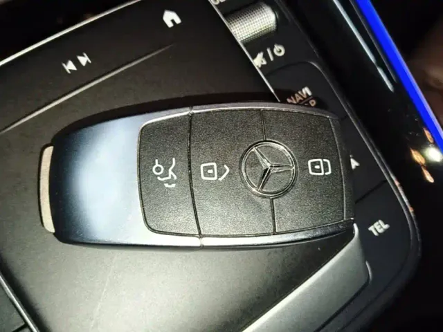 Mercedes-Benz GLB-Class — Фото автомобиля 8