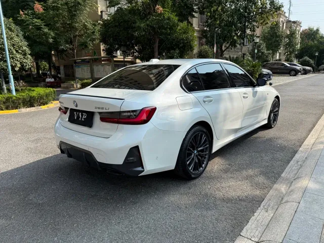 BMW 3 Series — Фото автомобиля 5