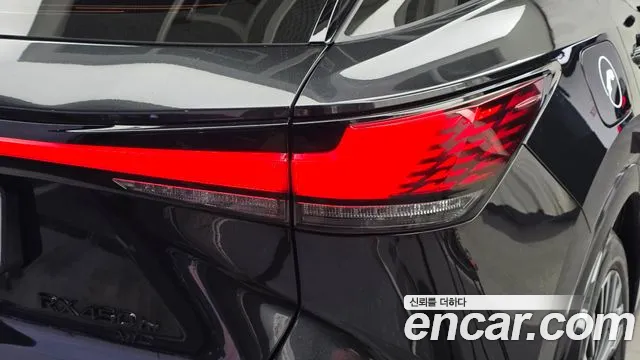 Lexus RX RX450h+ 5th Gen — Фото автомобиля 8