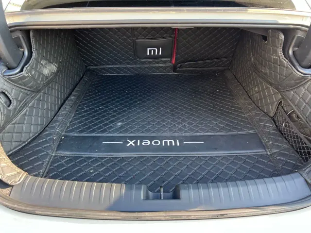 Xiaomi SU7 — Фото автомобиля 12