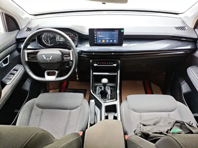 Wuling Asta — Фото автомобиля 9