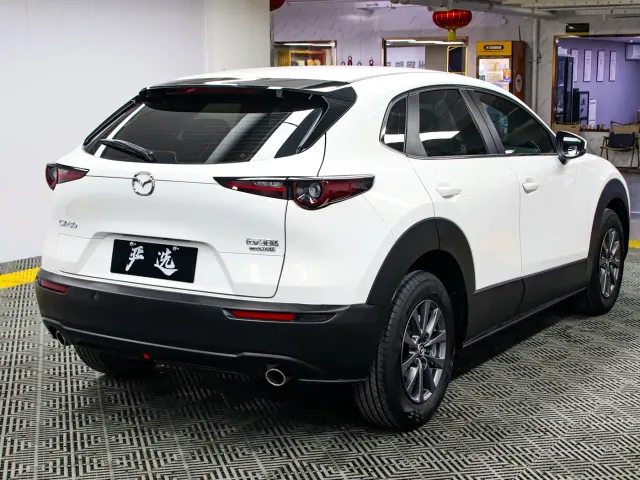 Mazda CX-30 — Фото автомобиля 21